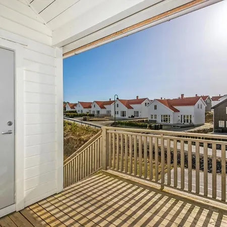 Cozy And New In -hill Leilighet