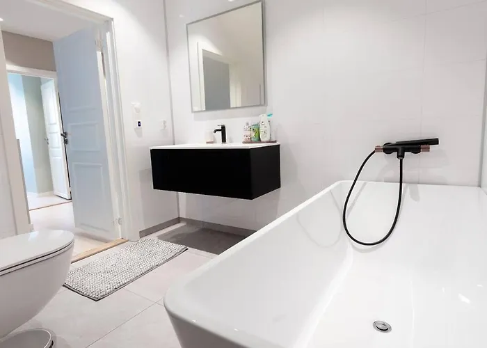 Cozy And New In -hill Appartamento *